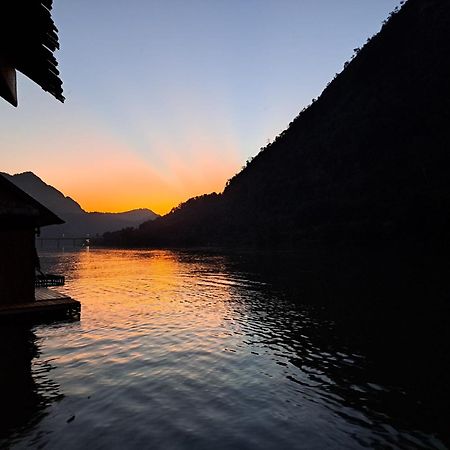 Nongkhiaw The Float House Hotel Eksteriør billede