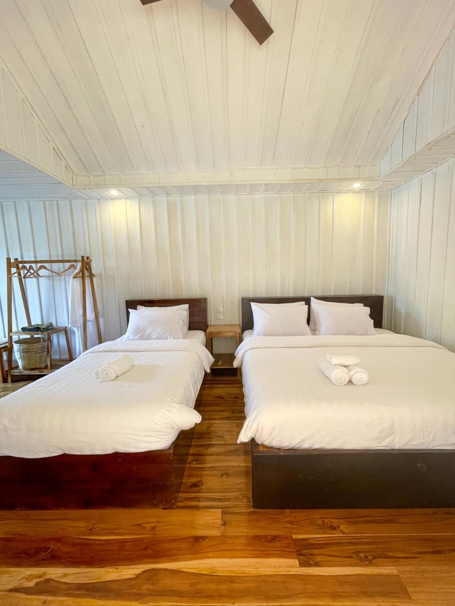 Nongkhiaw The Float House Hotel Eksteriør billede