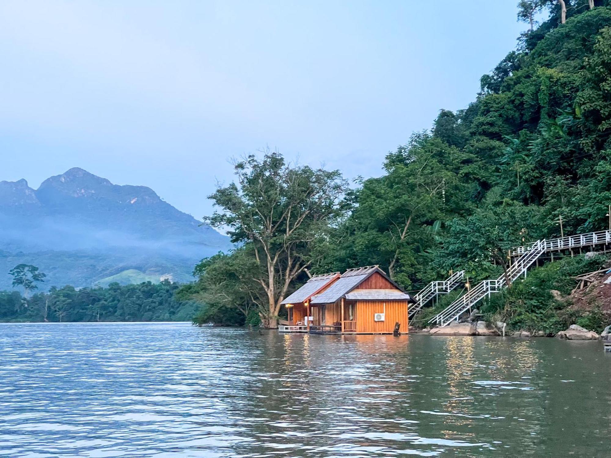 Nongkhiaw The Float House Hotel Eksteriør billede