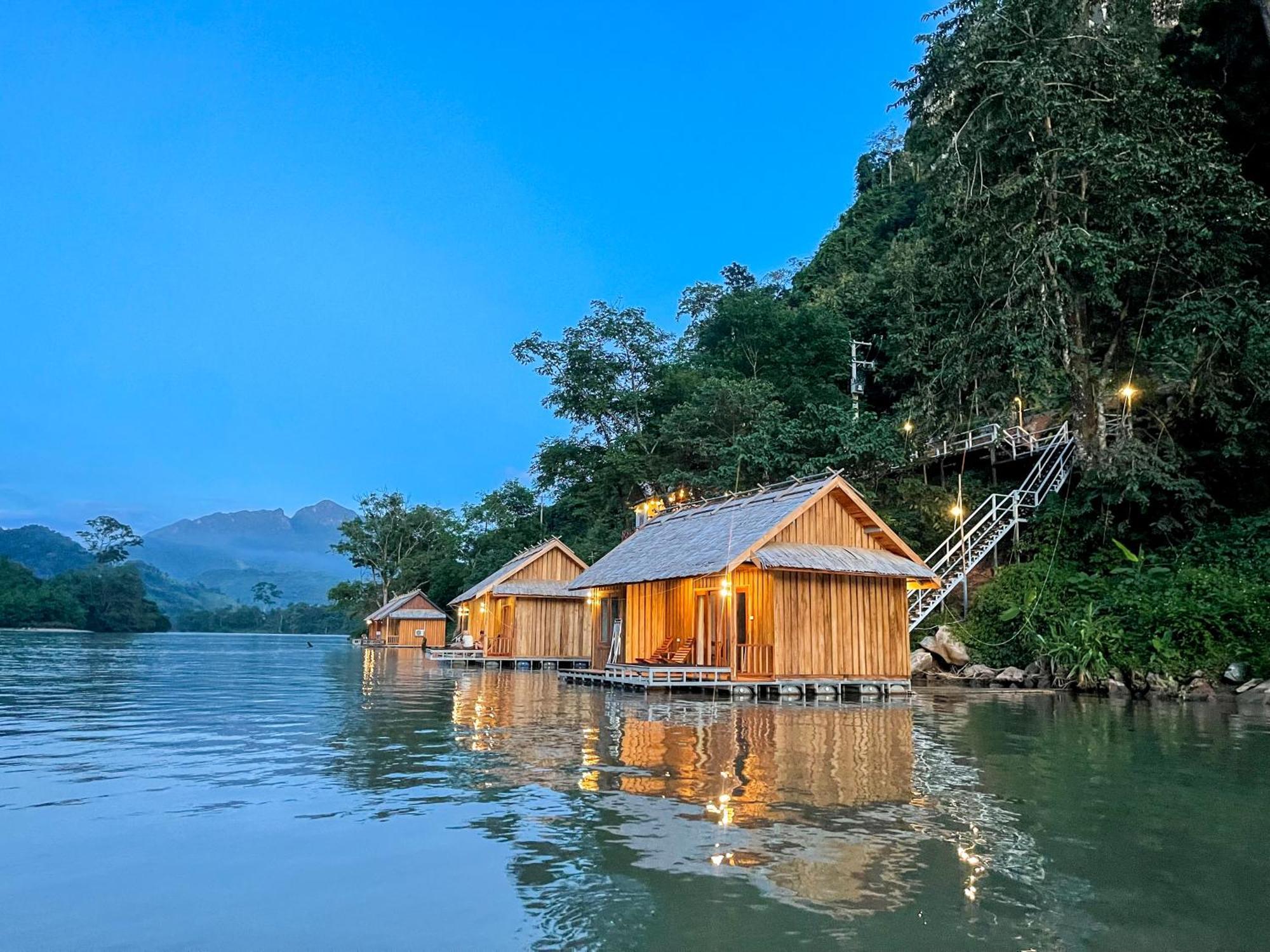 Nongkhiaw The Float House Hotel Eksteriør billede