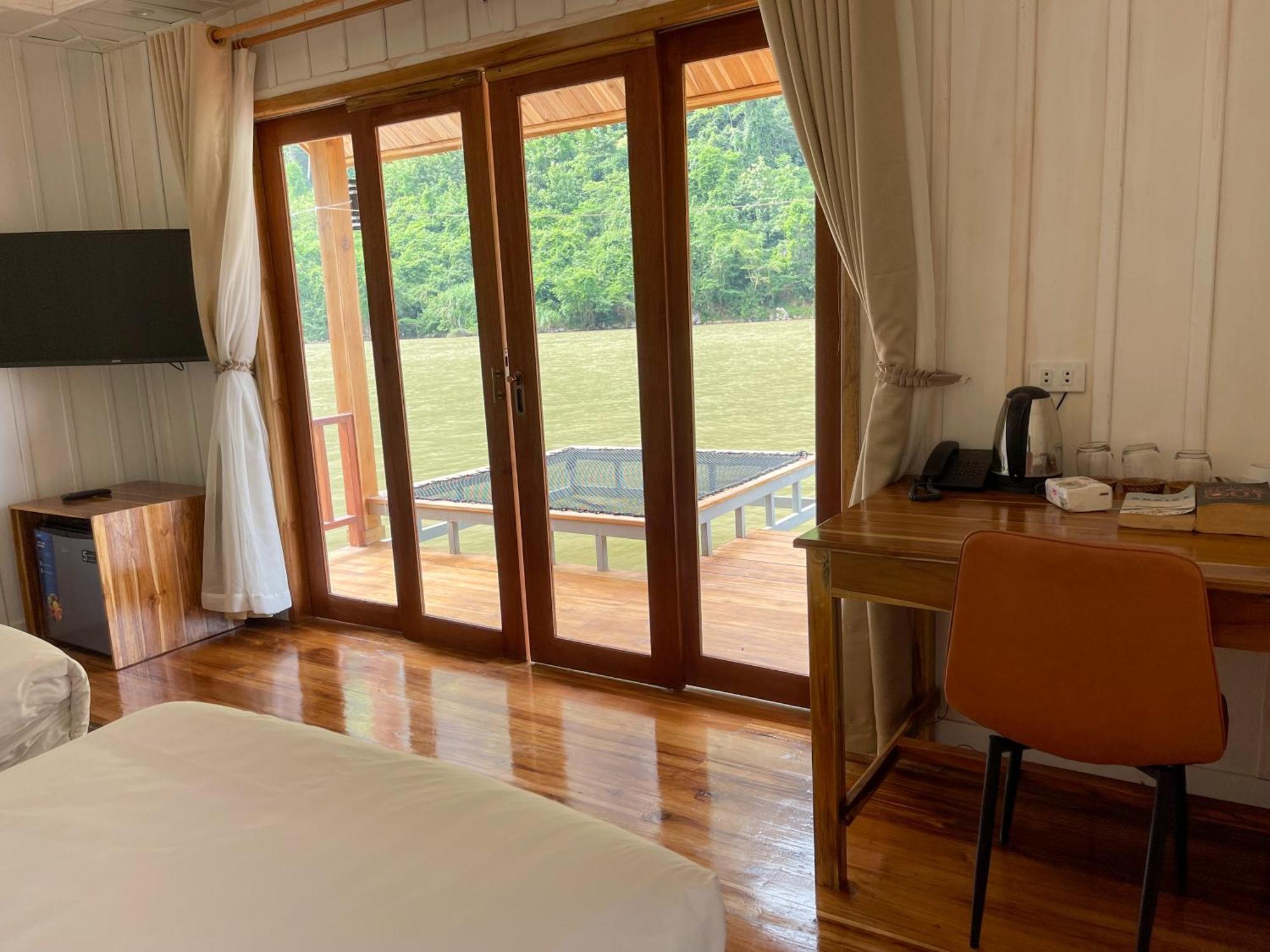 Nongkhiaw The Float House Hotel Eksteriør billede