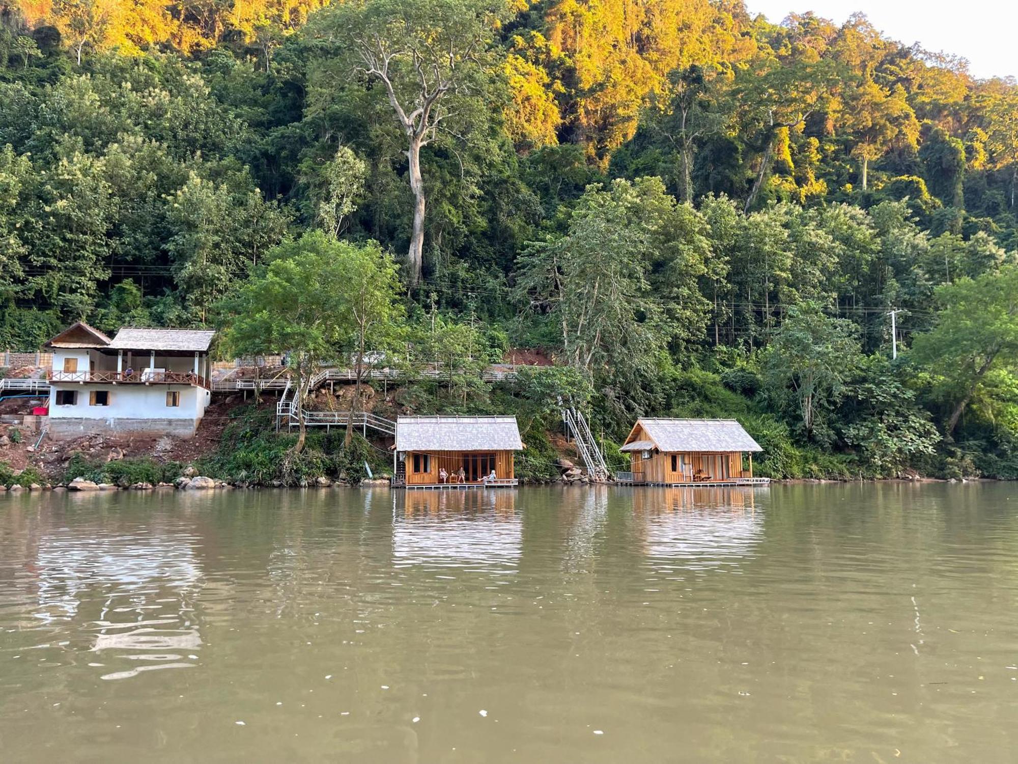 Nongkhiaw The Float House Hotel Eksteriør billede