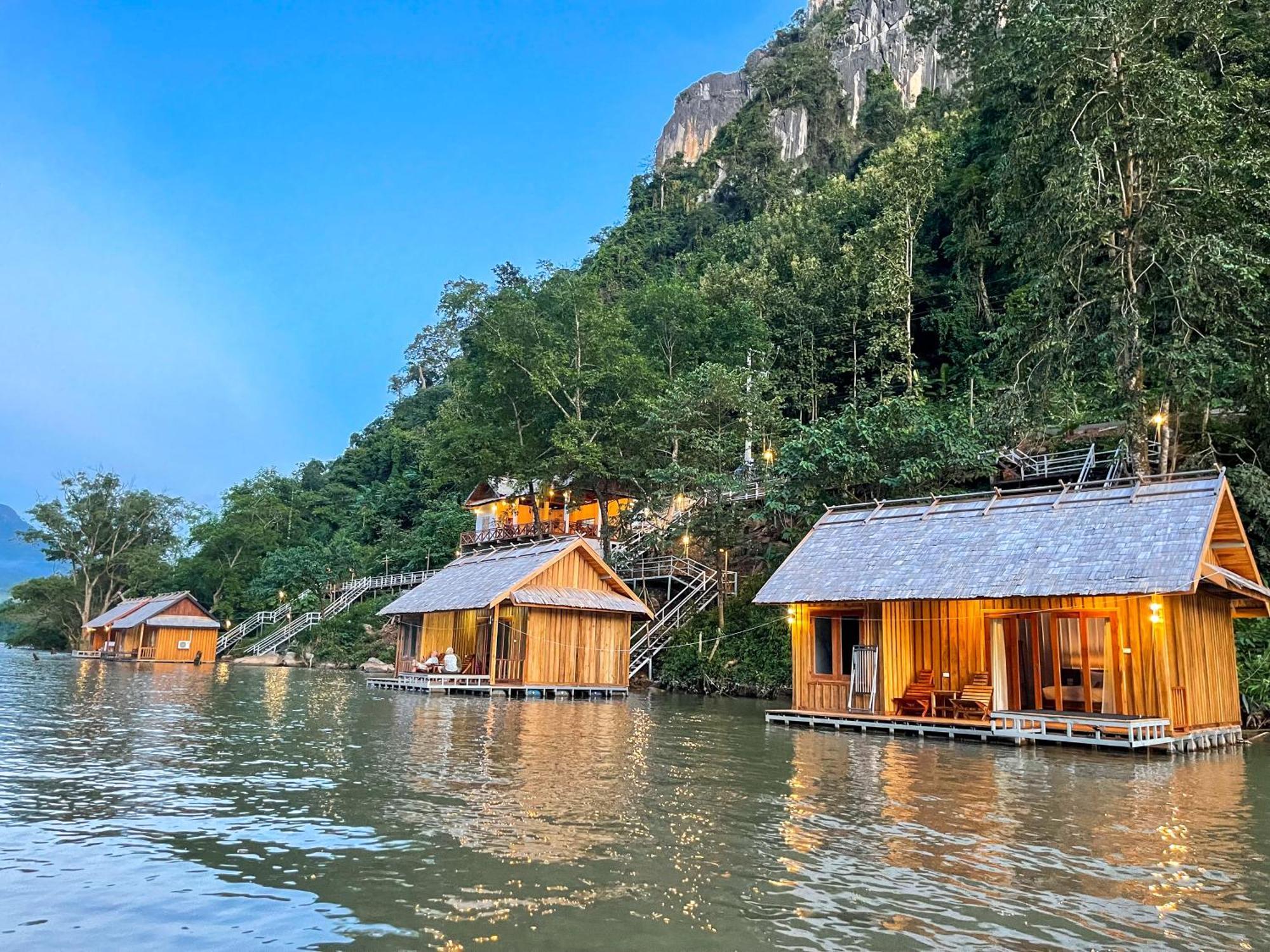 Nongkhiaw The Float House Hotel Eksteriør billede