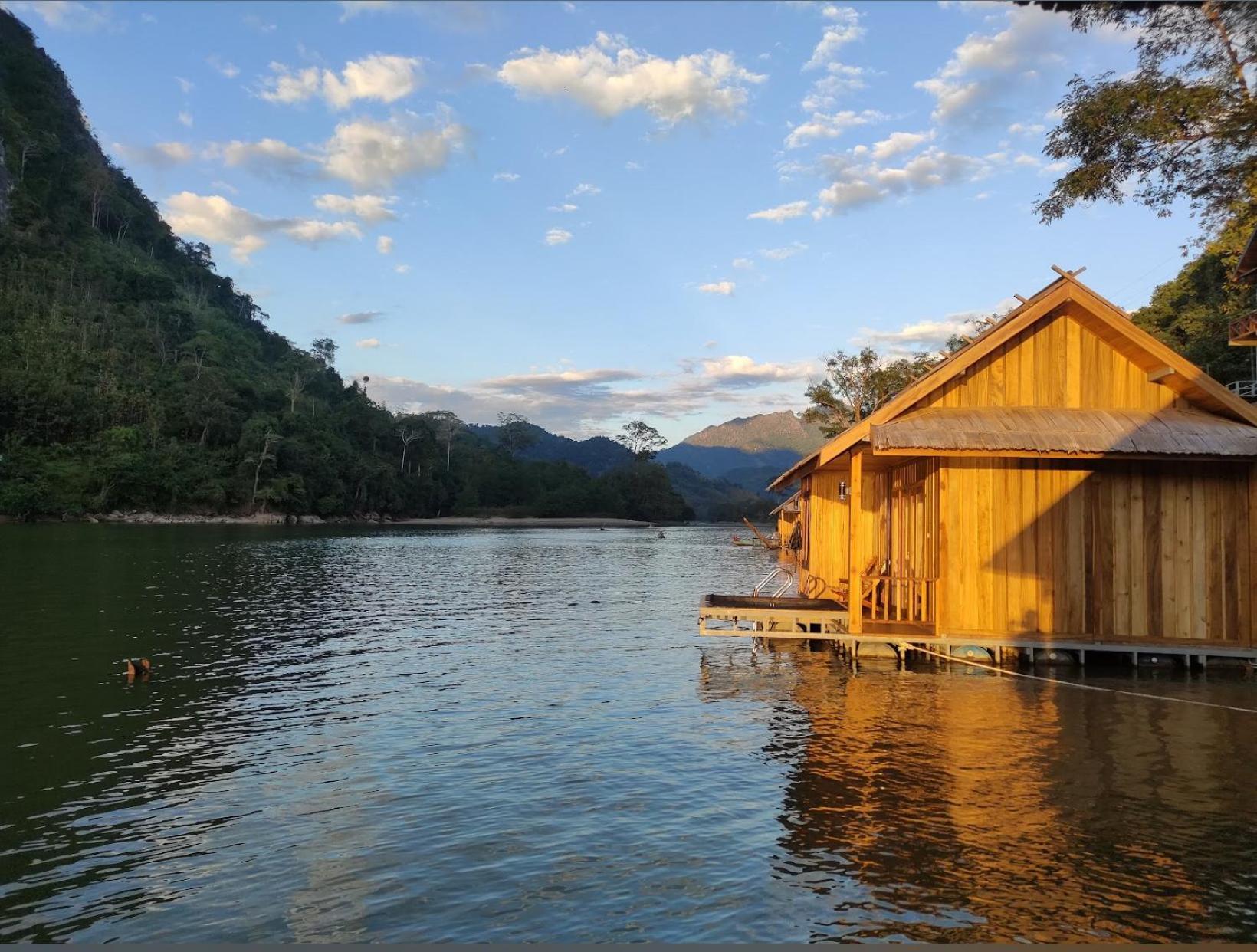 Nongkhiaw The Float House Hotel Eksteriør billede